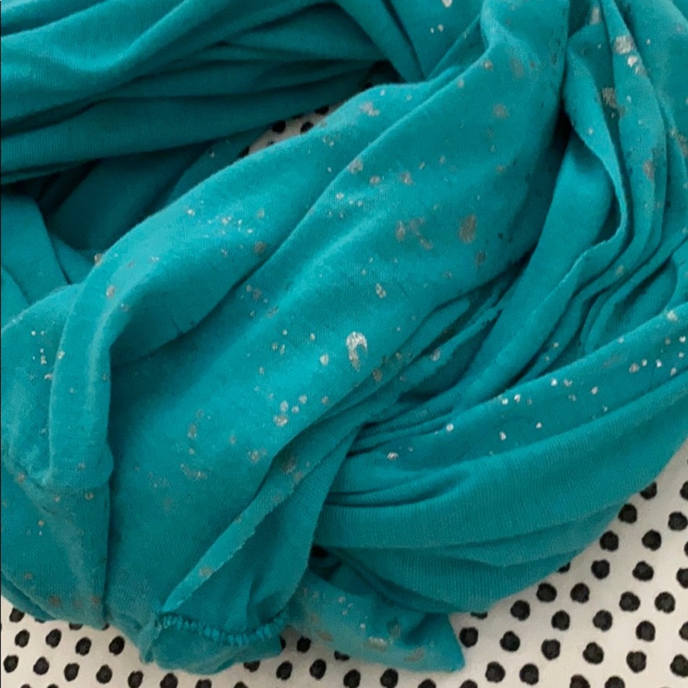 SOFT Infinity scarf 🧣💎 - Picture 2 of 2